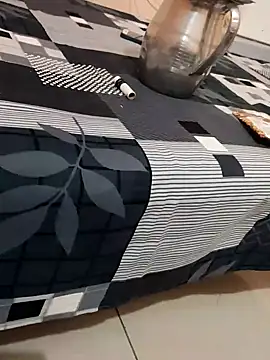 INTERNATIONAL0001 online show from 11/10/25, 12:04