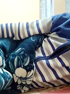 INTERNATIONAL0001 online show from 11/18/25, 01:32