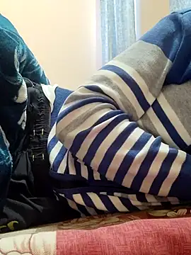 INTERNATIONAL0001 online show from 12/17/25, 02:16