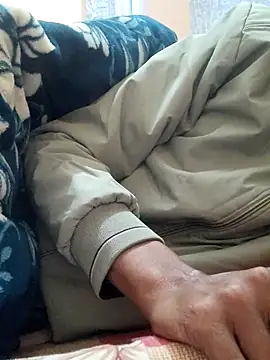 INTERNATIONAL0001 online show from 11/27/25, 01:39