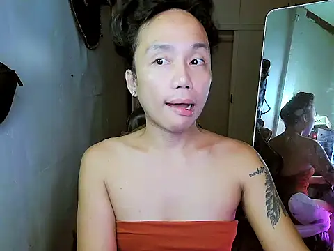 YourNikkieXxx online show from 10/27/25, 10:16