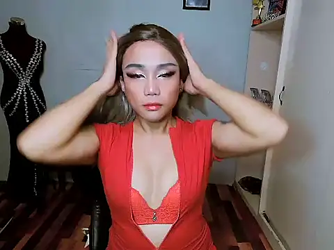 YourNikkieXxx online show from 12/21/25, 09:48