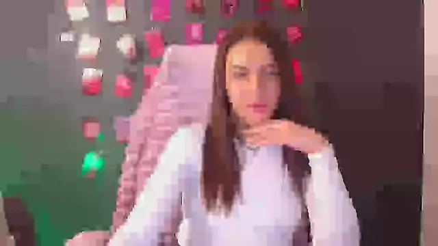 Aurora Loveu online show from 11/28/25, 10:43