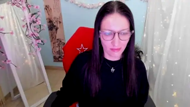 Aurora Loveu online show from 04/05/26, 10:38