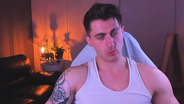 Oscar Miller  online show from 10/10/25, 09:04