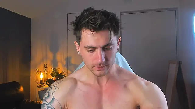 Oscar Miller  online show from 10/19/25, 09:06