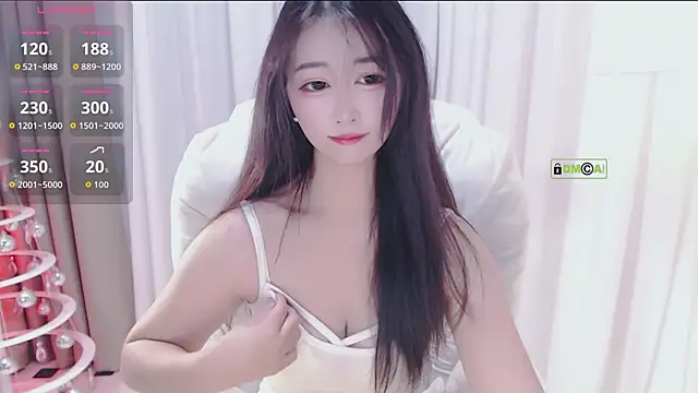 Snapshot of beibei11 chatting on 10/20/25, 03:56 beibei11 online show from 10/20/25, 03:56
