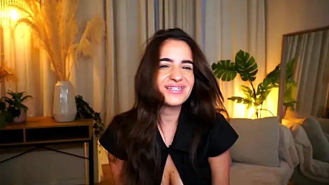 Snapshot of miilky_wayy chatting on 09/14/25, 12:27 miilky wayy online show from 09/14/25, 12:27