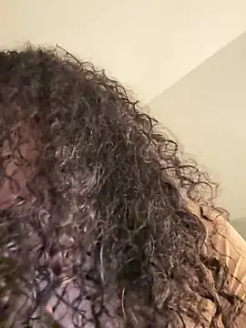 yasmingarcia online show from 10/30/25, 11:30