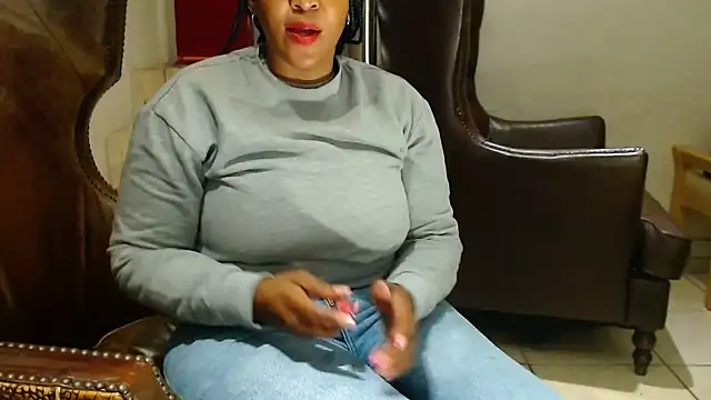 CandyCurvyyxx online show from 10/16/25, 04:37