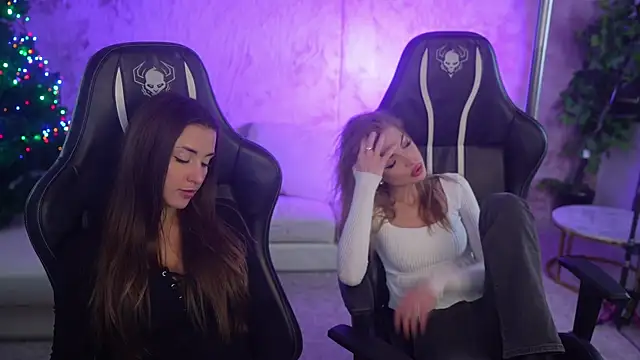 Luna secretgirl online show from 12/23/25, 08:24