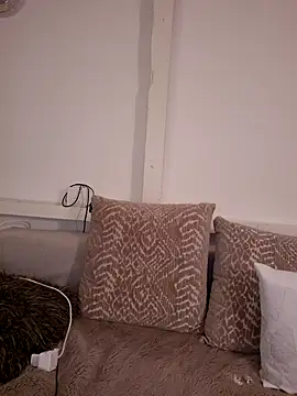 TinaLizxh online show from 04/12/26, 08:01