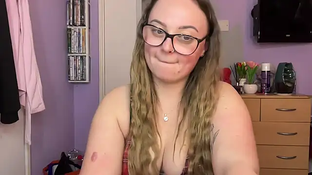 SexySashaxox online show from 03/02/26, 09:00