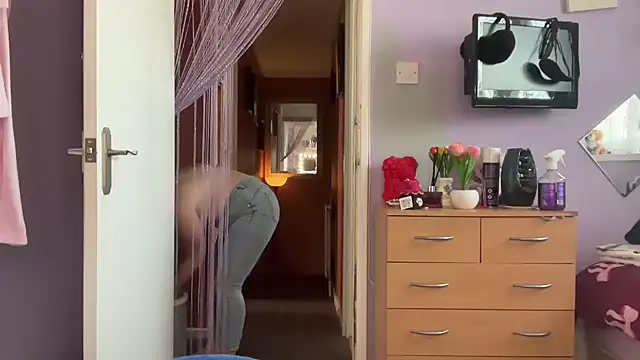 SexySashaxox online show from 02/25/26, 02:06