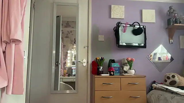 SexySashaxox online show from 03/12/26, 10:30