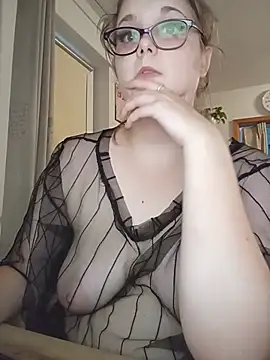 LioEstxh online show from 06/25/26, 07:08