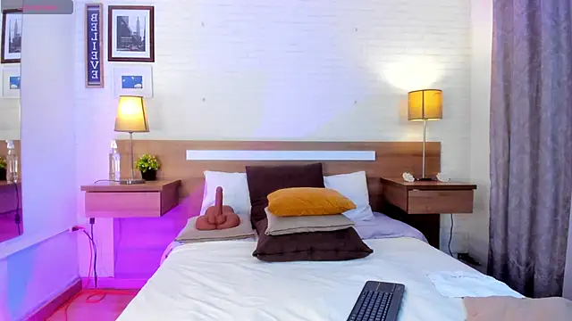 Snapshot of JenniferAuriston chatting on 11/27/25, 07:25 JenniferAuriston online show from 11/27/25, 07:25