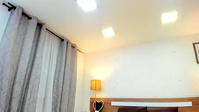 JenniferAuriston online show from 03/12/26, 08:02