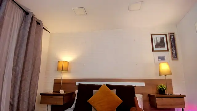 JenniferAuriston online show from 02/06/26, 07:21