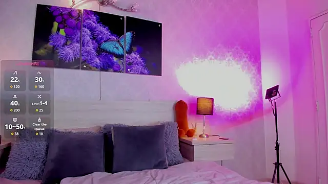 Snapshot of JenniferAuriston chatting on 10/10/25, 08:20 JenniferAuriston online show from 10/10/25, 08:20