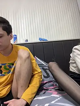 lovburger online show from 04/24/26, 02:19