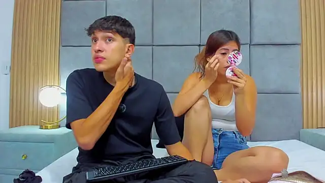 ChanellandMax online show from 11/14/25, 01:04