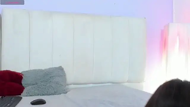 Snapshot of fressittalove01 chatting on 02/26/26, 02:28 fressittalove01 online show from 02/26/26, 02:28