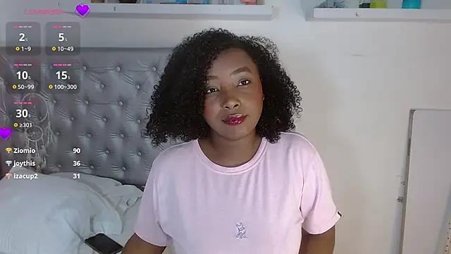 angiellam online show from 11/05/25, 03:59