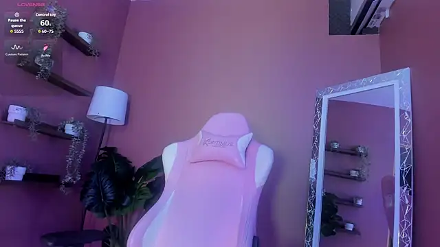 KendraChavez  online show from 10/19/25, 09:06