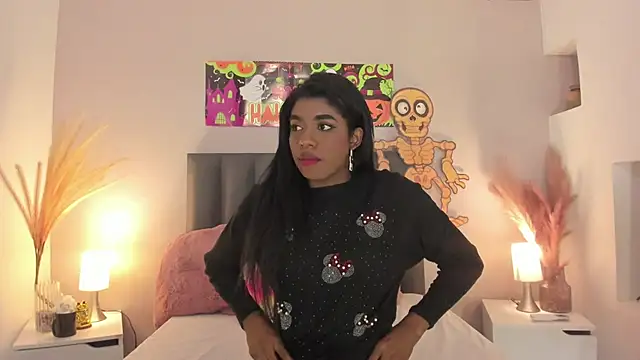 KendraChavez  online show from 10/13/25, 03:19