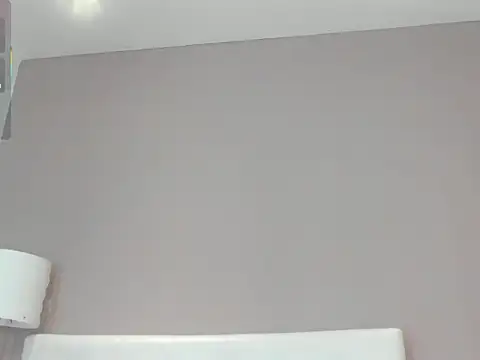 KendraChavez  online show from 09/17/25, 09:39