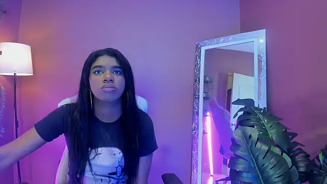 KendraChavez  online show from 10/16/25, 10:51