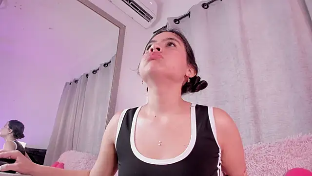 ameliiaa smith online show from 12/04/25, 08:52