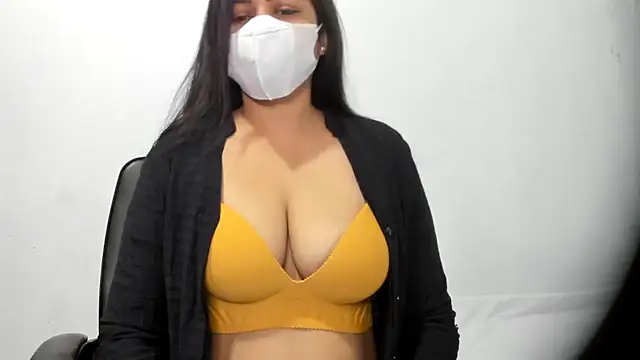 Snapshot of Crazy_Cat1995 chatting on 02/13/26, 02:22 Crazy Cat1995 online show from 02/13/26, 02:22