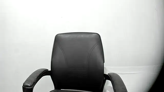 Snapshot of Crazy_Cat1995 chatting on 02/07/26, 04:09 Crazy Cat1995 online show from 02/07/26, 04:09