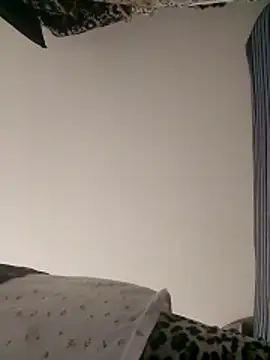 Snapshot of lindasexy-Hot chatting on 02/26/26, 12:43 lindasexy-Hot online show from 02/26/26, 12:43