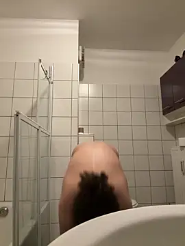 Snapshot of DreamThickCouple chatting on 02/11/26, 11:04 DreamThickCouple online show from 02/11/26, 11:04