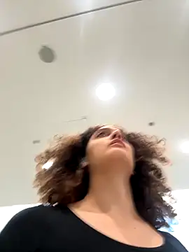 DreamThickCouple online show from 09/18/25, 03:59