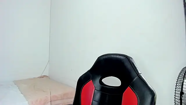 valeria millers online show from 06/06/26, 02:33