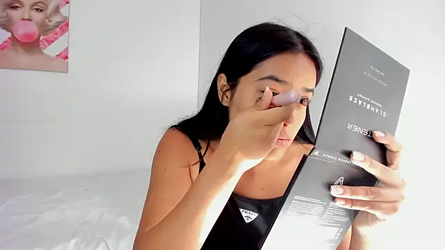 valeria millers online show from 05/07/26, 03:04