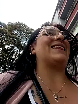 megan fox5 online show from 11/07/25, 04:22