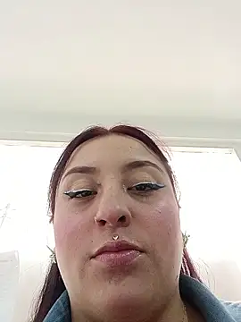 megan fox5 online show from 11/04/25, 04:55