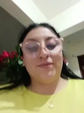 megan fox5 online show from 12/04/25, 04:11