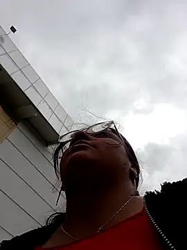 megan fox5 online show from 10/29/25, 03:00