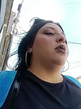 megan fox5 online show from 11/08/25, 03:26