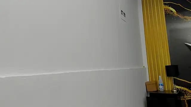 Snapshot of VioletRose_as chatting on 02/05/26, 07:21 VioletRose as online show from 02/05/26, 07:21