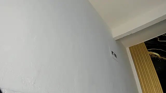 VioletRose as online show from 12/18/25, 08:01