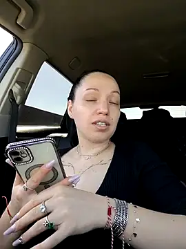 Gold7leonnnn online show from 03/11/26, 10:42