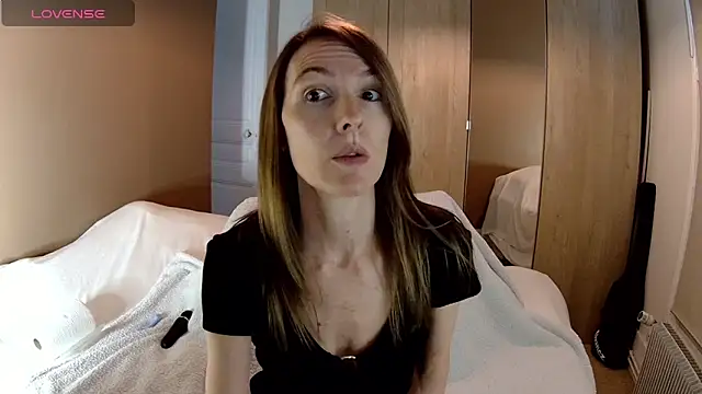 fanny posy online show from 06/29/26, 11:43