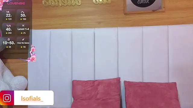 Abril Velvet a  online show from 02/09/26, 12:47